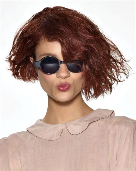 Trendy asymmetrical bob hairstyles for girls. Short Curly Asymmetrical Bob Haircut for Fine Hair in 2020 ...
