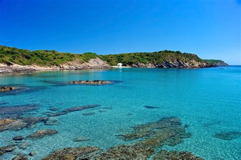 How to spend your summer on the best beaches in the balearic islands. Luoghi di Minorca: Es Grau (il paesino e la spiaggia ...