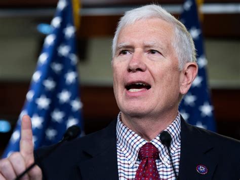 Gop Lawmaker Mo Brooks Admits He Wore Body Armor At Jan 6 Trump Rally