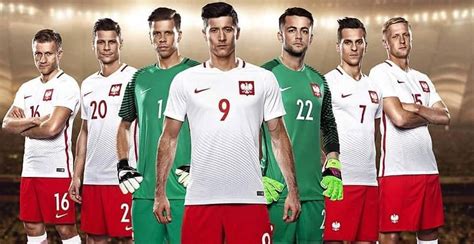 Za jej funkcjonowanie odpowiedzialny jest polski związek piłki nożnej, organ zarządzający piłką nożną w polsce. Euro 2016: kibicuj reprezentacji Polski w piłce nożnej!