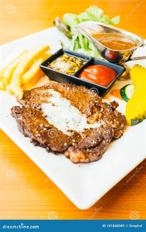 Grilled Beef Meat Steak With Vegetable Stock Image Image Of