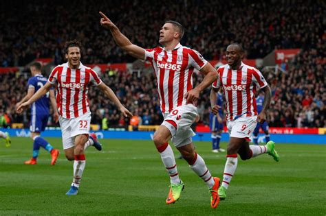 The battle between stoke city vs psg dream league soccer is a great match by two enthusiastic football teams. Prediksi Skor Leeds United Vs Stoke City 5 Agustus 2018 ...