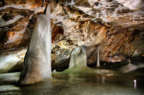 Dobšinská Ice Cave Globecz