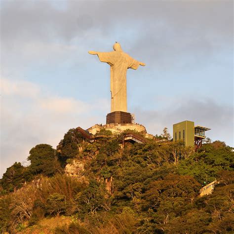 Cristo Redentor Christusstatue In Rio De Janeiro Bilder Und Fotos