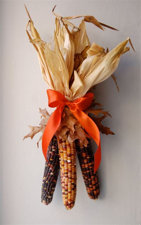 The pattern calls for a worsted weight yarn and lion brand homespun yarn, a g and a j crochet hook and stuffing. Hang an Indian Corn swag on front door. | Thanksgiving decorations diy, Thanksgiving diy, Fall ...