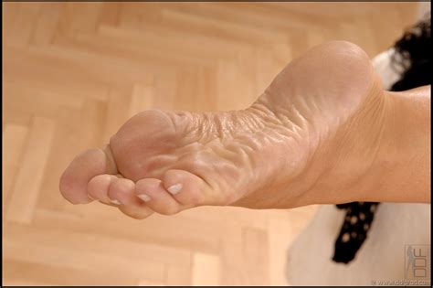 Silvia Saint Foot Fetish