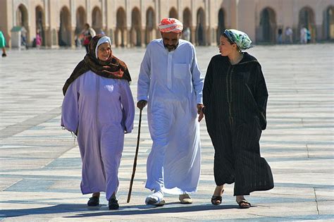 People Mosque Mosque Travel Style Academic Dress People Dresses Fashion Vestidos Moda
