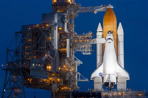 Hd Wallpaper Shuttle Atlantis Nasa Spaceport Launch Pad Lights
