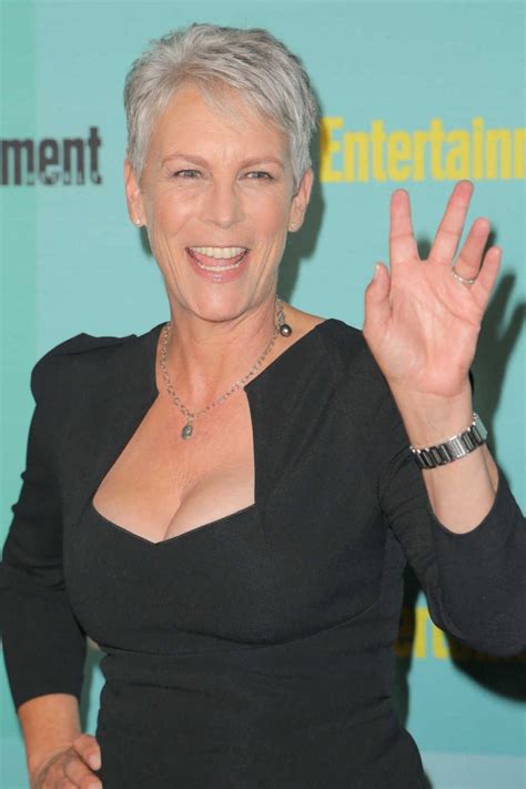 She made her 35 million dollar fortune with true lies & trading places. JAMIE LEE CURTIS at ET Weekly Annual Party at Comic Con in ...