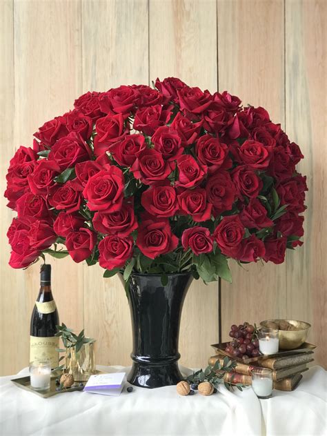 100 Rosas Rojas En Arreglo Floral Mx