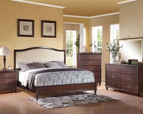 Bedroom Set In Rich Cherry Raleigh By Acme Furniture