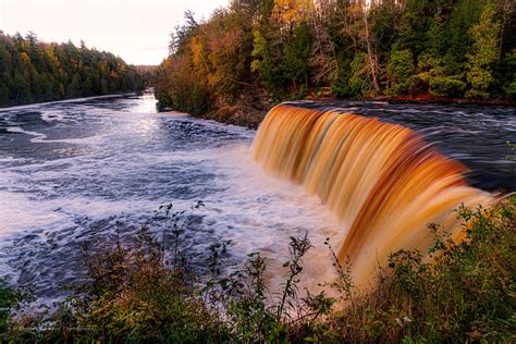 Tahquamenon Falls Lake Superior Circle Tour