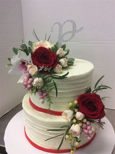 Check spelling or type a new query. Pin by kitchenchemistry cupcakes on Fresh flower cakes ...