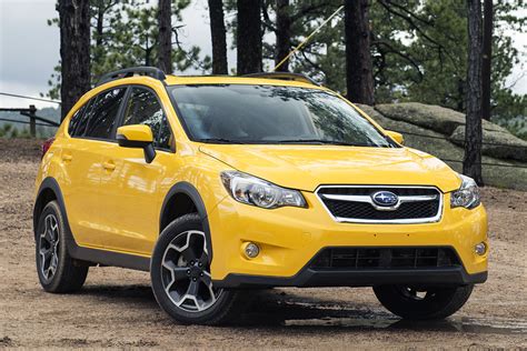 Gas mileage, engine, performance, warranty, equipment and more. 2015 Subaru XV Crosstrek Test Drive Review - CarGurus
