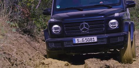 How To Drive Through Mud In The 2019 Mercedes Benz G Class