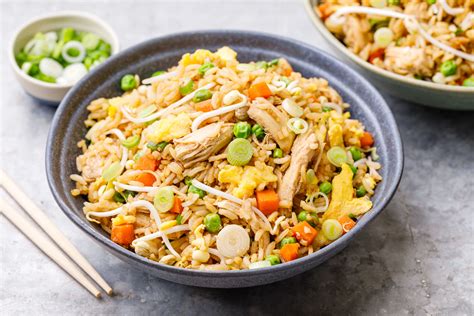 Step 1 heat oil in a large skillet over medium heat. Chicken Fried Rice Recipe