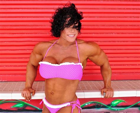 Impressive Huge Female Bodybuilder Aleesha Young Flexing Her Mas Porn Pictures Xxx Photos Sex