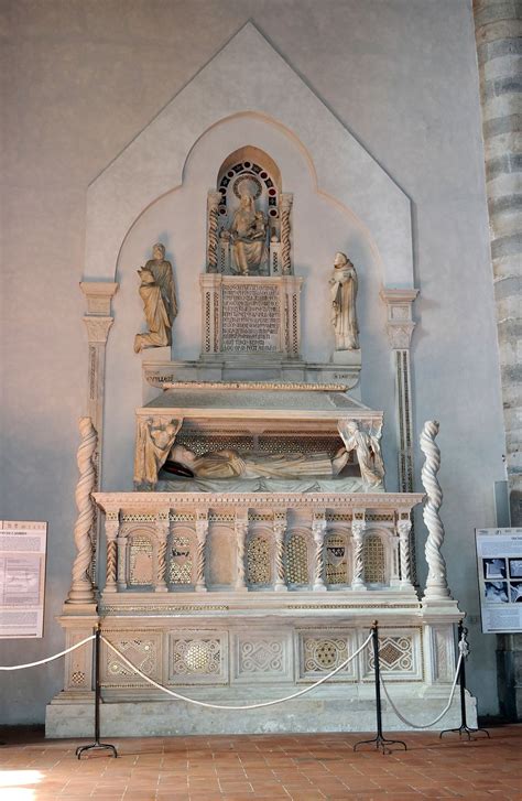 Arnolfo Di Cambio Mausoleo Del Cardinal De Brye C 1282 Orvieto