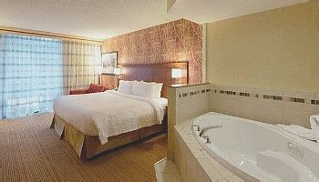 Unfurnished room in a house · available now. Ohio Jacuzzi® Suites & Romantic Hot Tub Hotel Rooms, B&B's ...