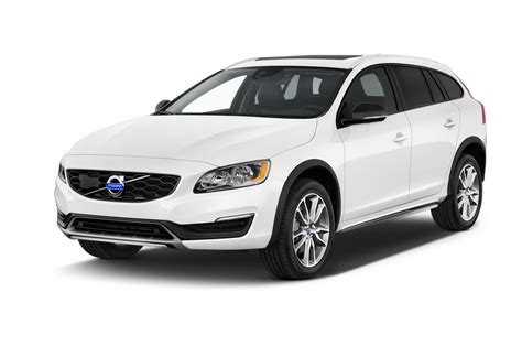 The v60 cross country is roomier than it was before, and it certainly feels that way. 2017 Volvo V60 Cross Country - New Volvo V60 Cross Country ...