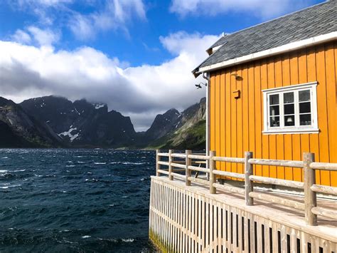 5 Best Rorbuer In Lofoten And Why You Should Stay In One