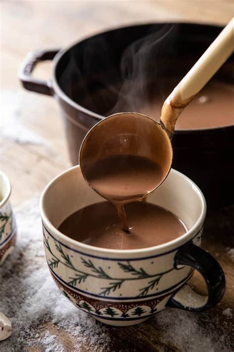 ثريد عشاق هوت شوكلت Hot Chocolate خيارات رائعه ☕️🍫 وين ألذ هوت شوكلت جربتو؟ Twitter