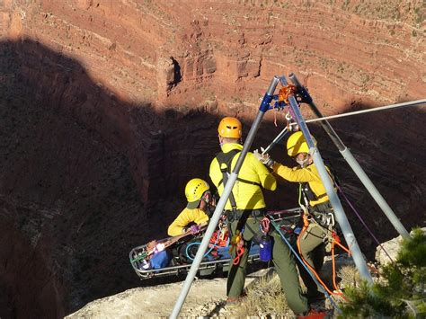 Rescue Rangers Grand Canyon Search And Rescue Team Practices Life Saving Techniques Grand