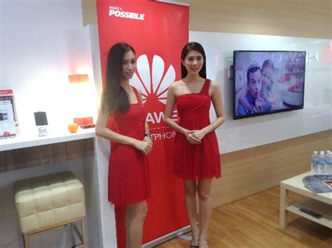 زورونا في مركز خدمة عملاء هواوي وتمتعوا بالضيافة العالمية. Huawei Malaysia launches 1st exclusive Customer Service ...