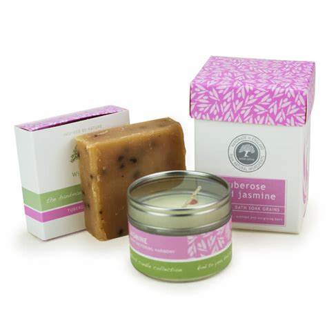 Best gift sets for women. Luxury Spa Gift Box - Tuberose & Jasmine - Buy from ...