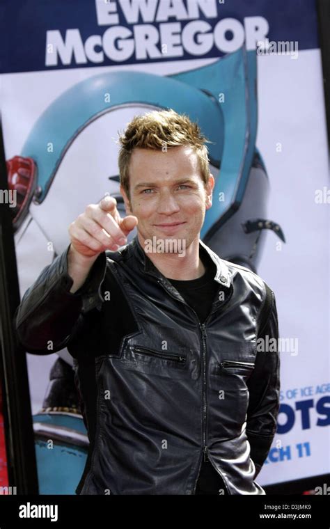 Dpa Scottish Actor Ewan Mcgregor Poses During The Premiere Of His