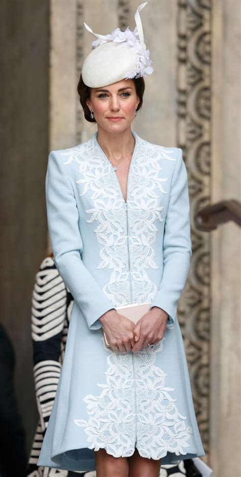 Moderna vaccines were delivered to pakistan last week by washington in partnership with the covax global vaccine initiative and unicef. How to get the Duchess of Cambridge's style - Good ...