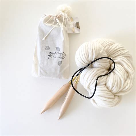 Interchangeable sets, different cord lengths? Circular knitting needle US size 50 (25 mm)