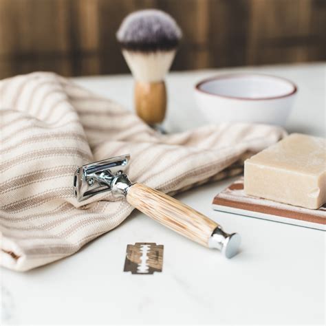 How To Shave With A Safety Razor For Beginners Shoreline Shaving