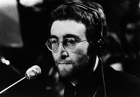 John lennon—a founding member of the beatles, and one of the most beloved and famous music legends of. Escuchá el especial de John Lennon en ASPEN - ASPEN 102.3 ...