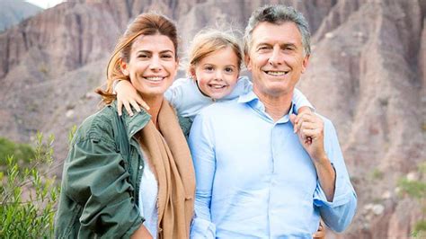 El expresidente se fue a francia con su esposa, juliana awada, y su hija menor, antonia. Macri llegó a Chapadmalal para descansar junto a su ...
