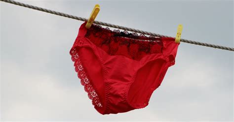 Divorce Over Ruined Underwear Wife Angry Over Husbands Washing Error