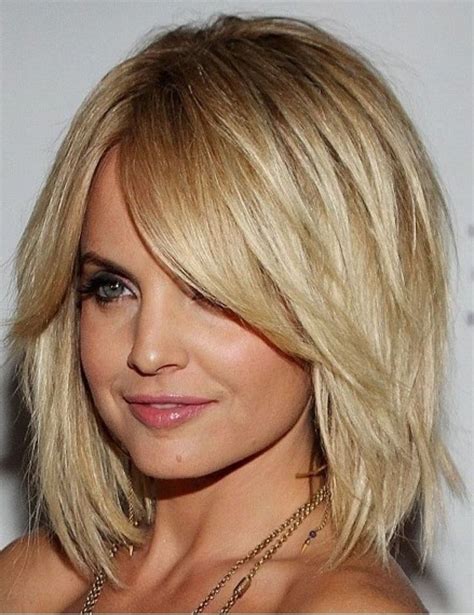 35 Stylish Medium Length Layered Hairstyles 2023 Guide