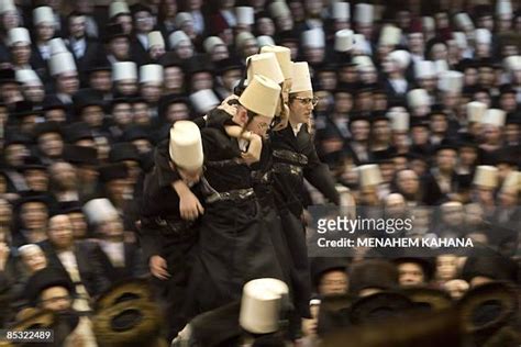 Dancing Rabbis Photos And Premium High Res Pictures Getty Images