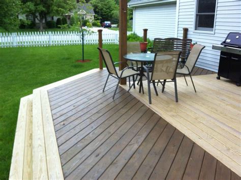 10 Spectacular Two Tone Deck Stain Ideas 2024