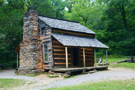 Step Inside The John Oliver Cabin In Cades Cove