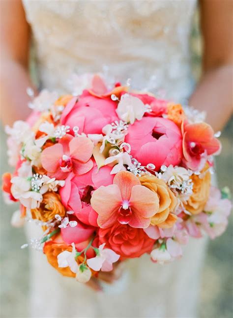 Your source for beautiful inexpensive artificial wedding bouquets online. 12 Stunning Wedding Bouquets - 32nd Edition - Belle The ...