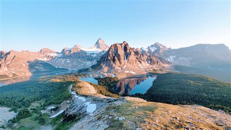This View Is So Worth The 4 Day Hike Through Mount Assiniboine