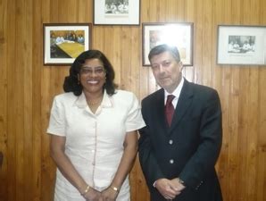 Every year, the ministry sets a deadline for taxpayers to return their tax assessment forms and settle their taxes. Meeting with the President Commissioner of Inland Revenue ...