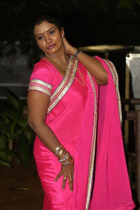 Telugu Actress Mallika Pink Saree Hot Photos