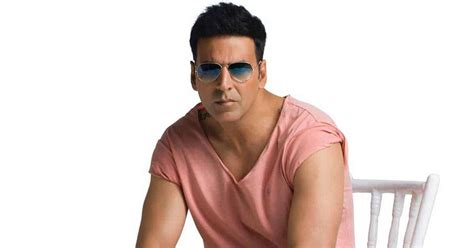 When Akshay Kumars Bodyguard Punched A Fan Who Wanted To Take A Selfie