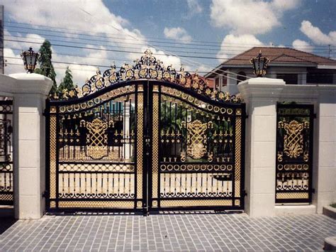 Iron Gates Design Gallery 10 Images Front Gate Design Main Gate