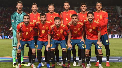 La rfef ha informado que los futbolistas de la selección fueron inmunizados en función de la situación de cada. Selección | Sevilla se ilusiona con el España-Inglaterra ...