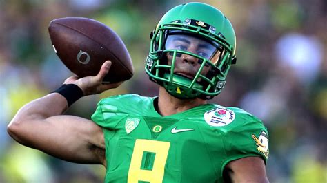 Oregons Marcus Mariota Makes Himself Eligible For Nfl Draft
