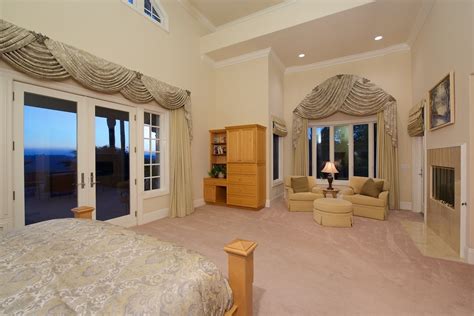 Faze Rugs House In Poway Ca Bought For 23 Million