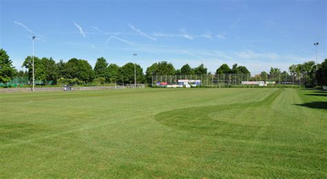 The line was 1.6 kilometres (0.99 mi) in length, and featured three stations, two of which were newly constructed. Gemeinde Dürnau | Sportplatz